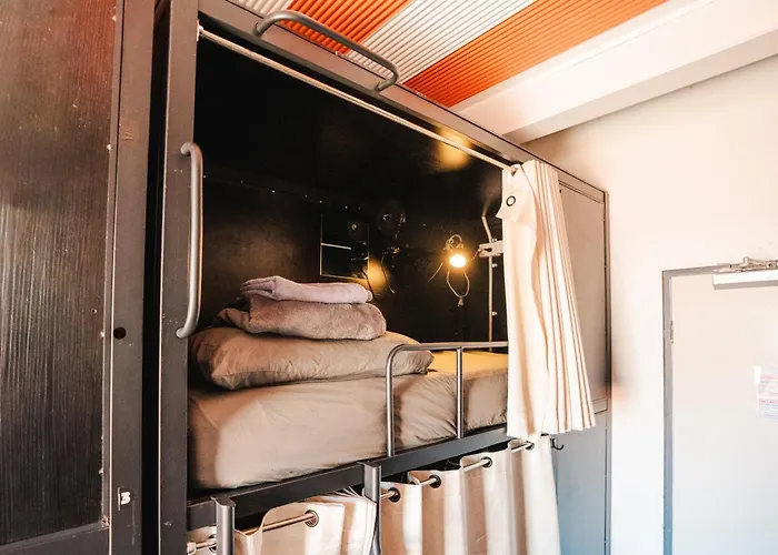 Tequila Sunrise Hostel Adelaide